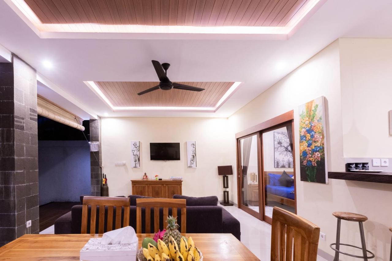 Villa Hitam Putih Legian Bali Seminyak Exterior foto